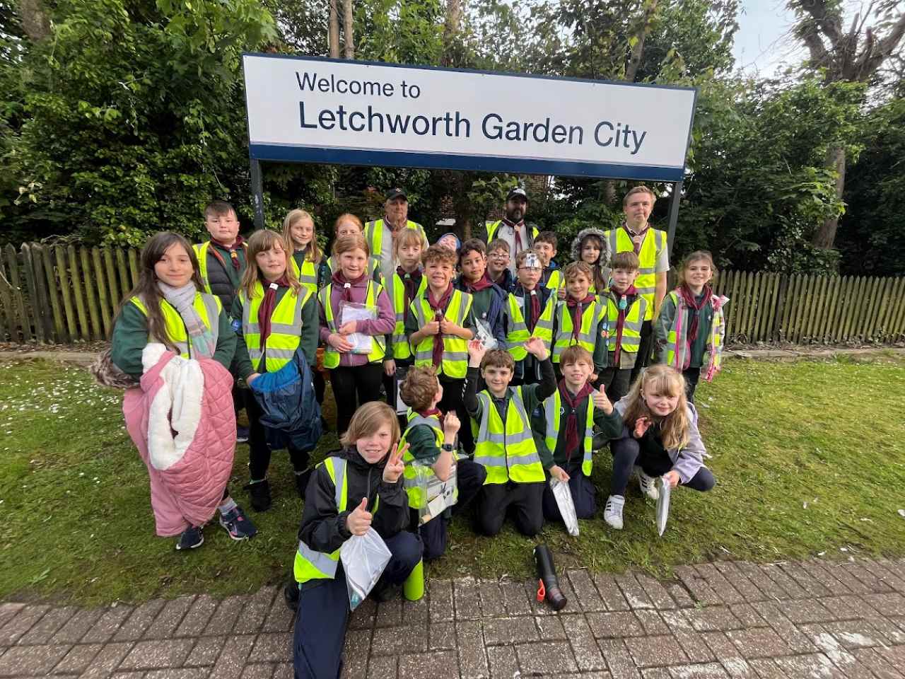 The 4th Letchworth Cubs at Letchworth Garden City - Govia Thameslink Railway