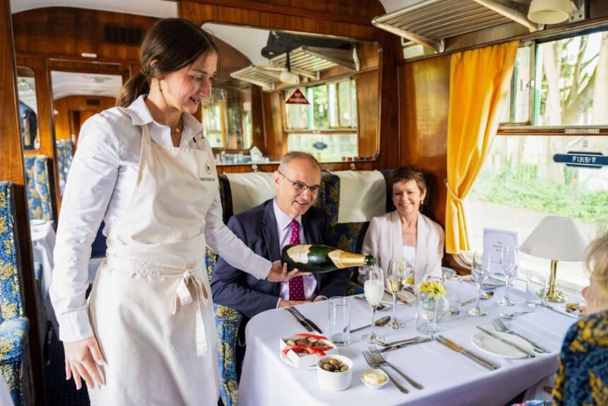 Dine like a King on the Watercress Belle. // Credit: Watercress Line