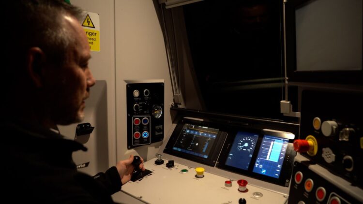 GN Train using the new ETCS system - Govia Thameslink Railway