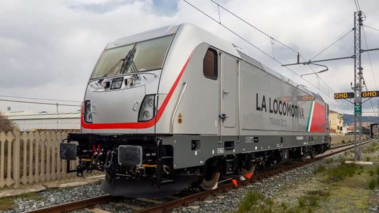 Traxx Universal electric locomotive equipped with Last Mile for Mercitalia, Italy. // Credit: Alstom