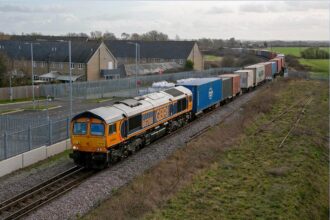 Second daily freight service from Felixstowe to Widnes begins