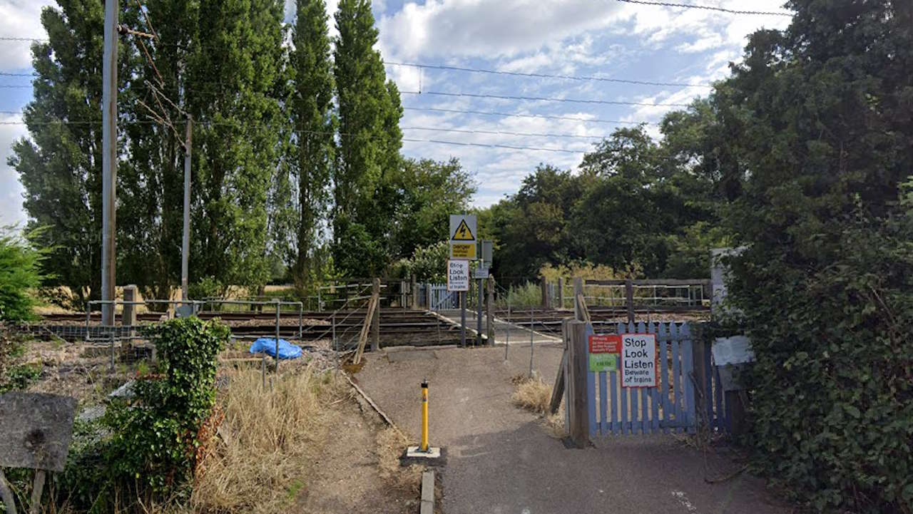 Gipsy Lane level crossing in Needham Market. // Credit: Google Maps