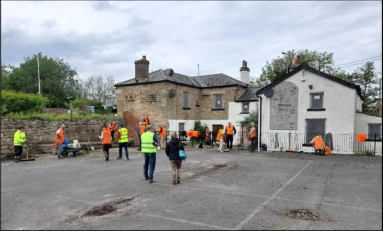 Heighington volunteer tidy up day Spring 2024 - Friends of the S&DR 