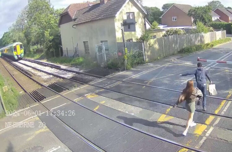 Leve; crossing near-miss. // Credit: Network Rail