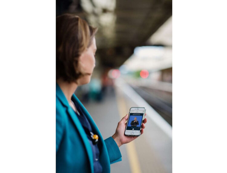 Using the Luna app. // Credit: Arriva Rail London