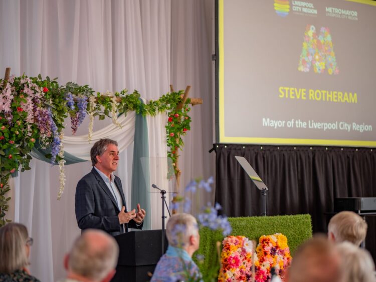 Mayor of Liverpool Steve Rotheram launches the 'Merseyrail in Bloom programme' - Liverpool City Region Combined Authority 