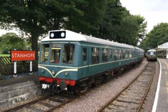 1960s train returns to passenger service