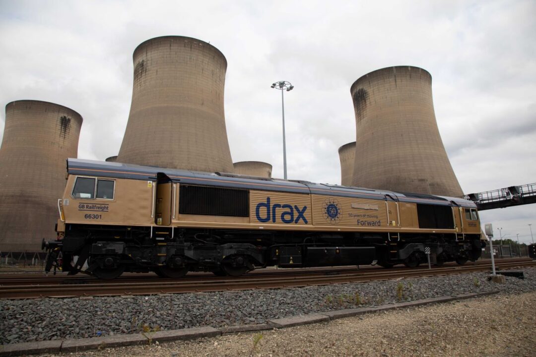 Drax takes special anniversary train across iconic Yorkshire viaduct