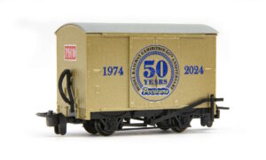 PECO limited edition anniversary wagon. // Credit: PECO