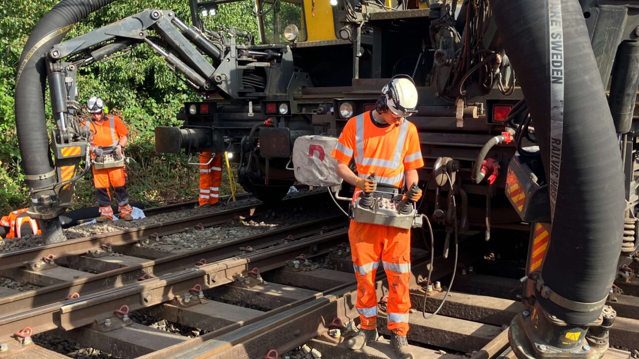 Rail Vac in use