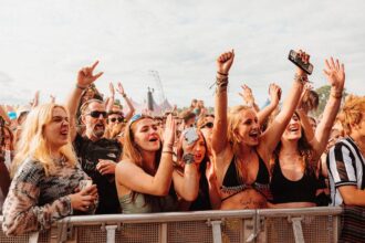 Queuing system announced as thousands head for Reading Festival