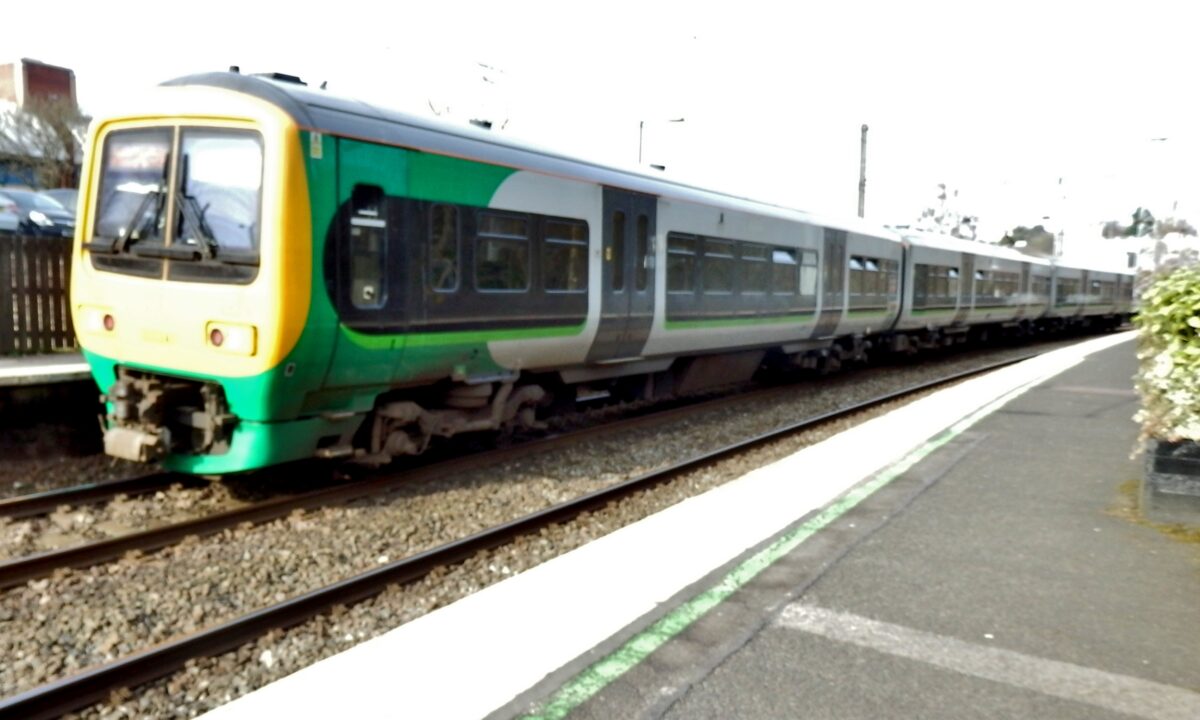 323220 at University station on a Cross City Line train from Redditch to Licjfield City. // Credit: Roger Smiths