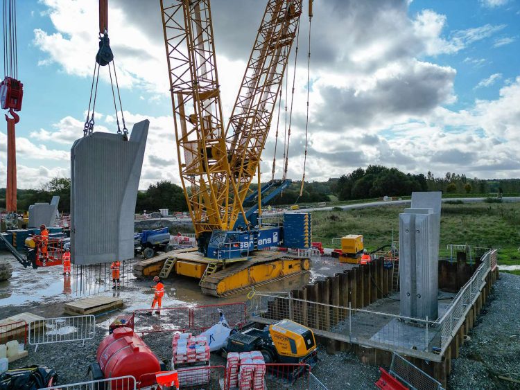 One of the piers of Edgcote Viaduct being installed. // Credit: HS2