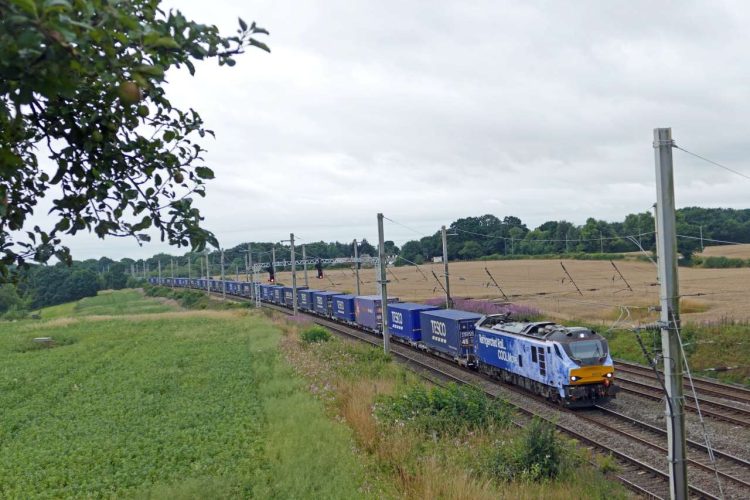 88010 on the 0640 Daventry to Mossend - Jo Clough