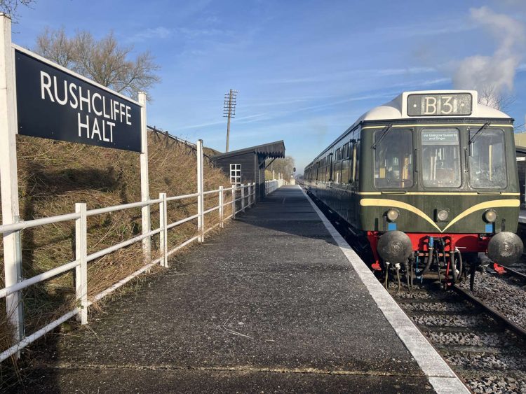 The test train at Rushcliffe Halt. // Credit: Great Central Railway (Nottingham)