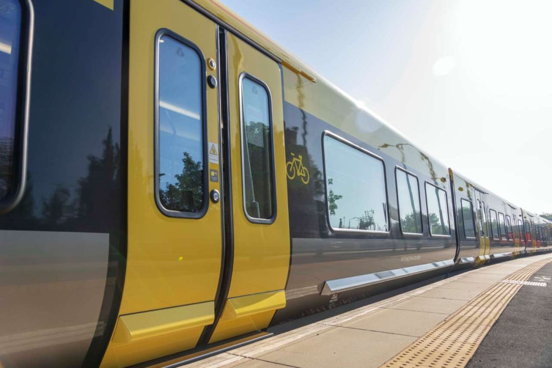 New 777 train at Birkenhead North station (1)