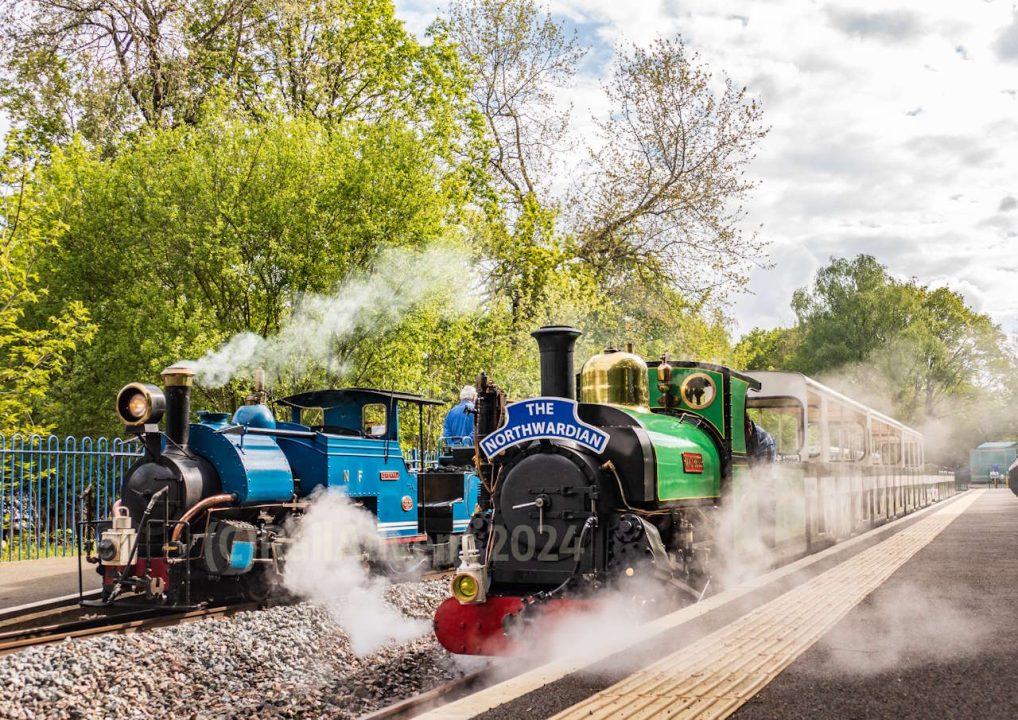 Mad Bess and Sherpa at Willow Lawn, Ruislip Lido Railway