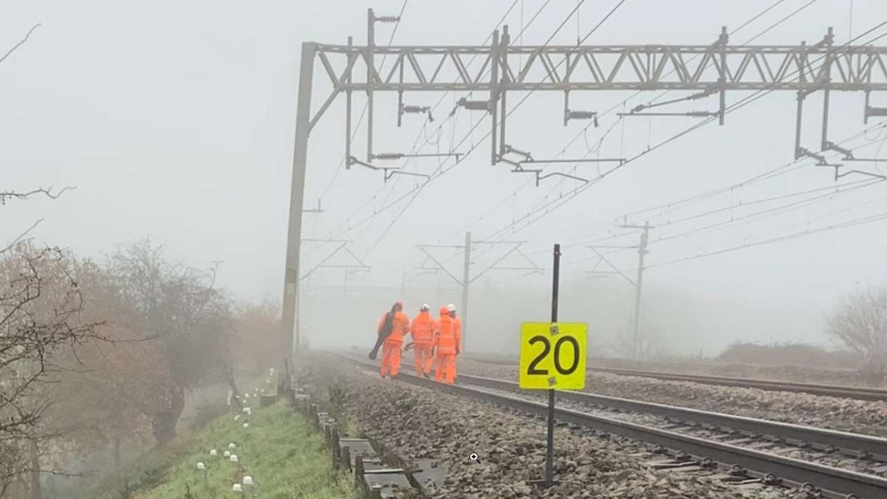 Damaged overhead line structure in Polesworth