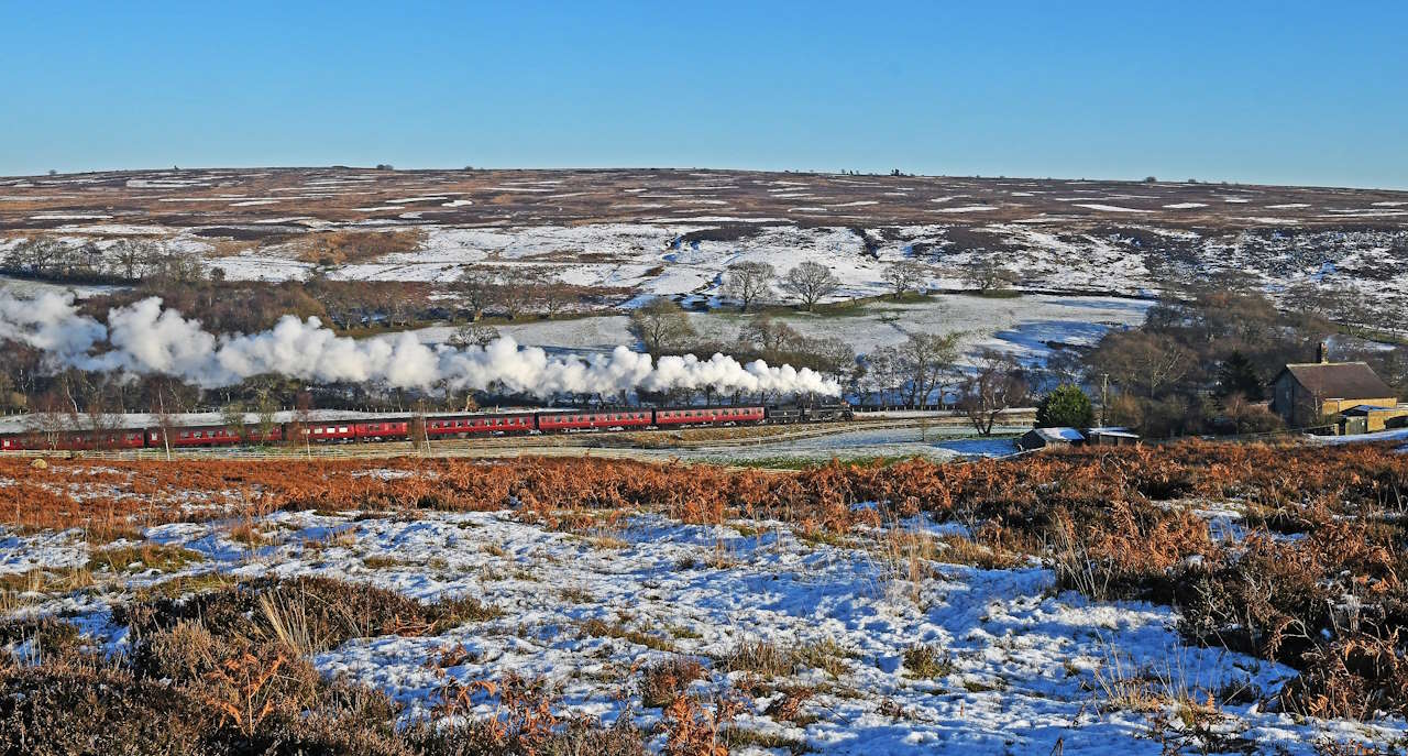 Winter Excursion across the North Yorkshire moors. // Credit: North Yorkshire Moors Railway