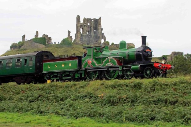 T3 Class No. 563 at Corfe Castle. // Credit: Andrew P>M. Wright