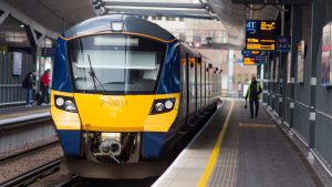 Class 707 City Beam train at London Bridge. // Credit: Southeastern